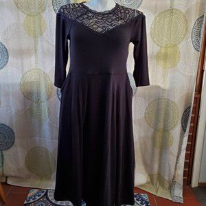 NWT Torrid supersoft lace yoke midi dress (1X = 14/16W)